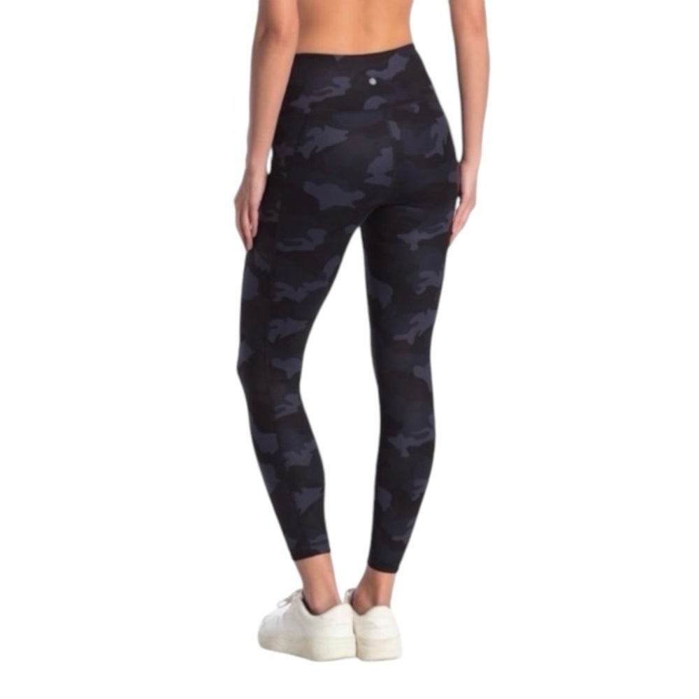 90 DEGREE BY REFLEX Camo Print Hi Rise Ankle Legging L NWT - Picture 2 of 9